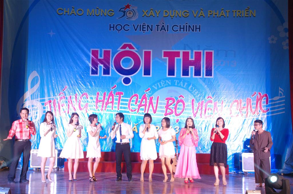 Hội diễn văn nghệ CBVC HVTC 2013